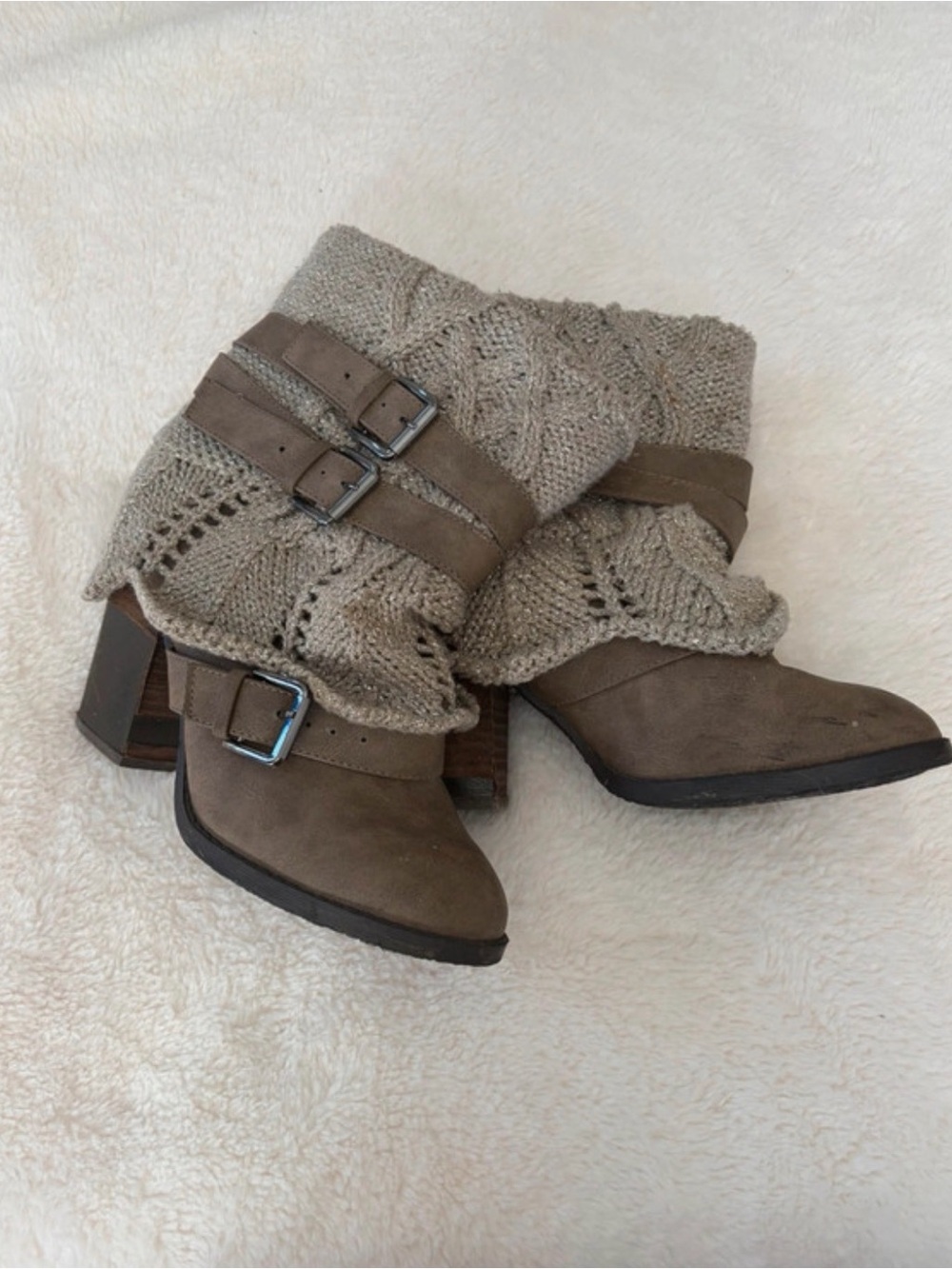 Vtg Naughty Monkey RARE fold over knit booties